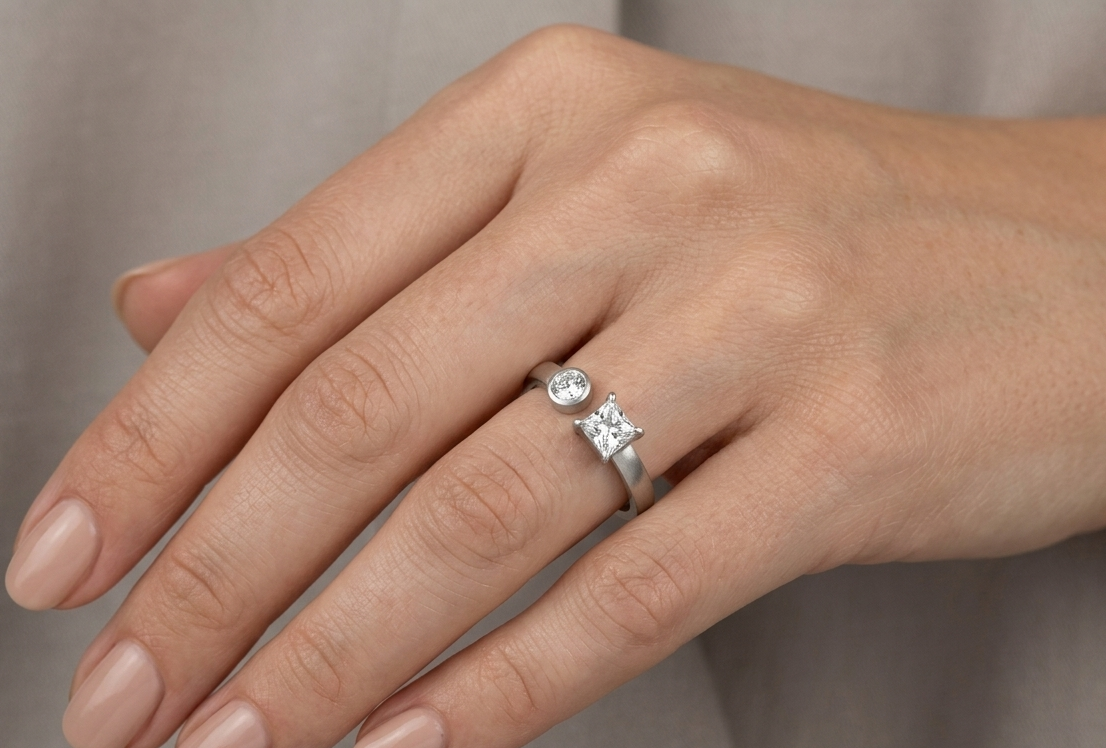 Petite Harmony Ring